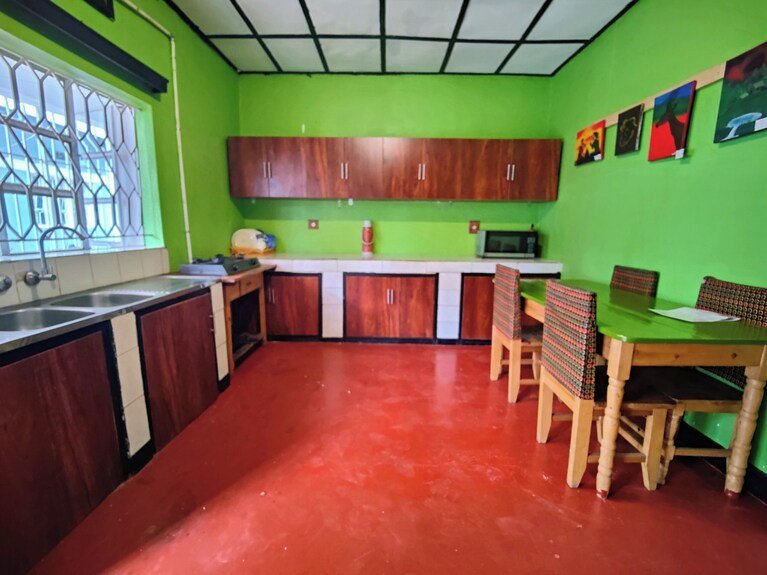 amahoora guest house